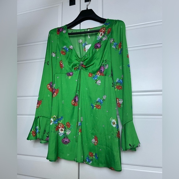 Free People Green Floral Retro Smocked Back Mini Dress with bell sleeves - Picture 1 of 4